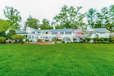 490 Hollow Tree Ridge Road Darien CT 06820