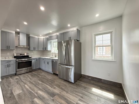 32 Hadley Street Bridgeport CT 06610
