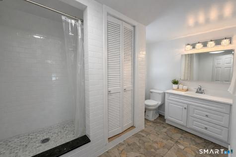 15 Dairy Farm Road Norwalk CT 06851