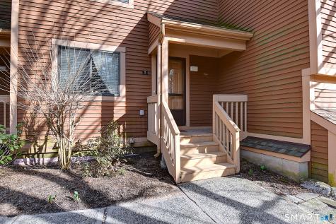 2 Stonington Court Avon CT 06001