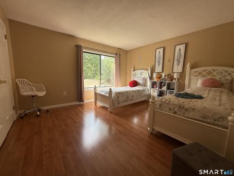 2 Stonington Court Avon CT 06001