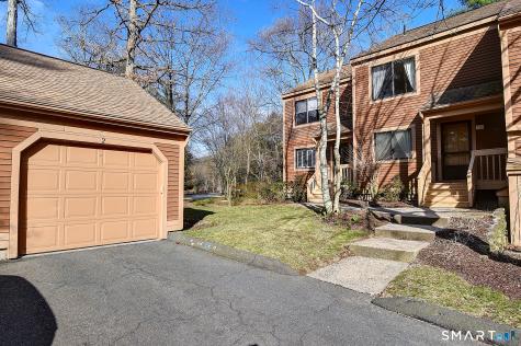 2 Stonington Court Avon CT 06001