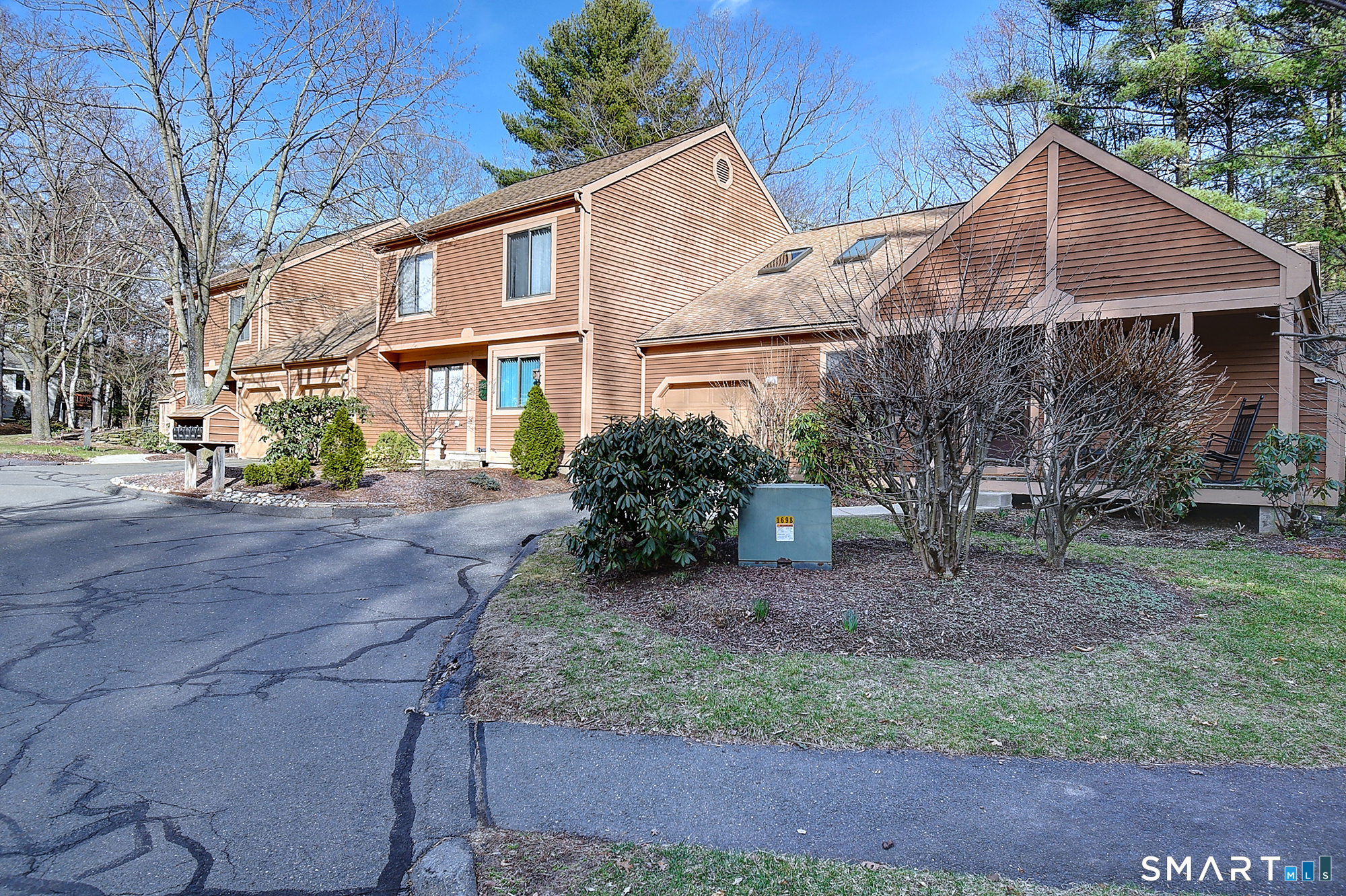 2 Stonington Court Avon CT 06001
