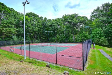2 Stonington Court Avon CT 06001