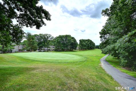 2 Stonington Court Avon CT 06001