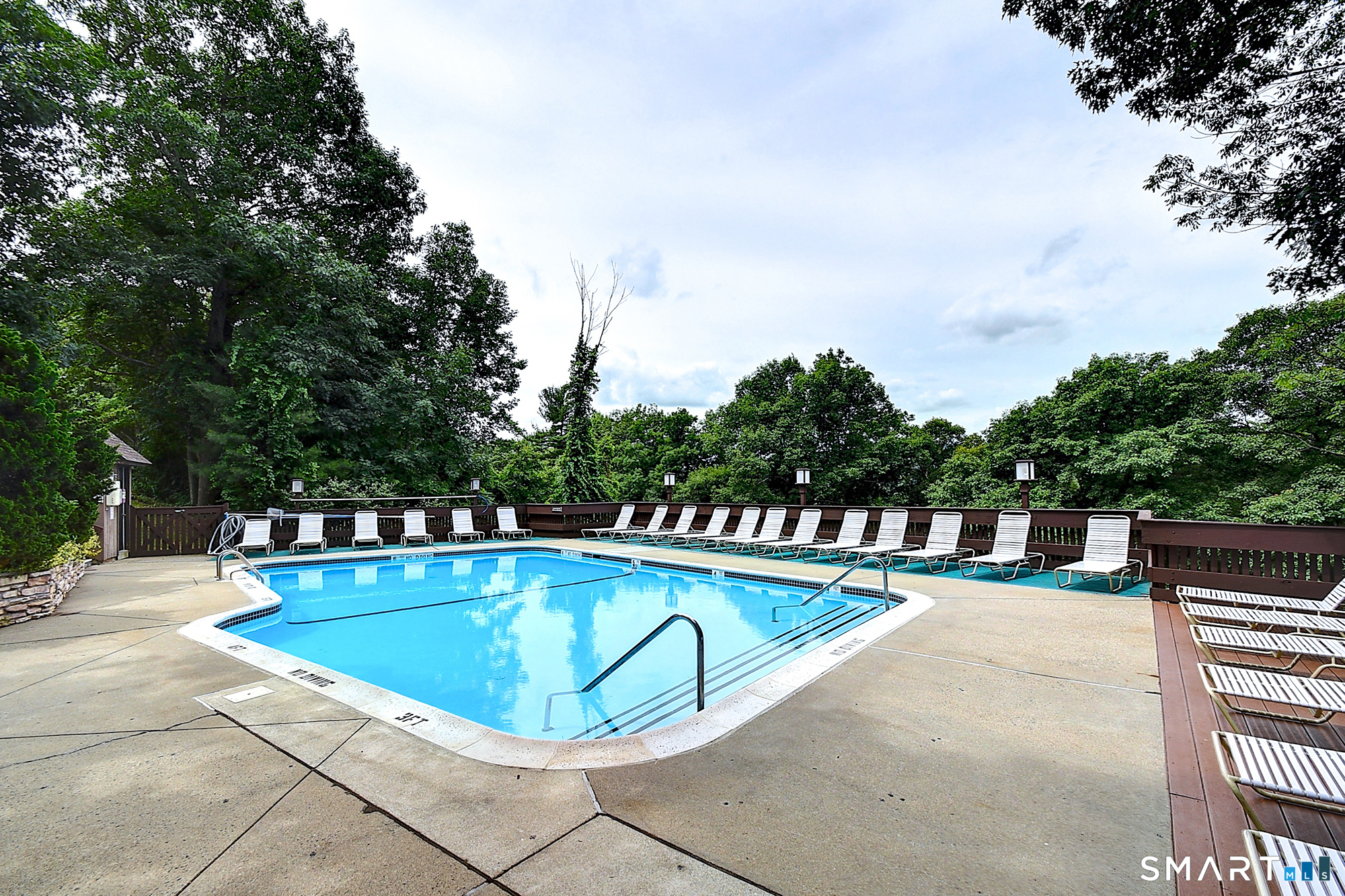 2 Stonington Court Avon CT 06001