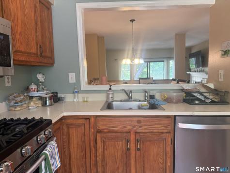 2 Stonington Court Avon CT 06001