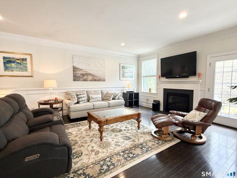 48 Winding Ridge Way Danbury CT 06810