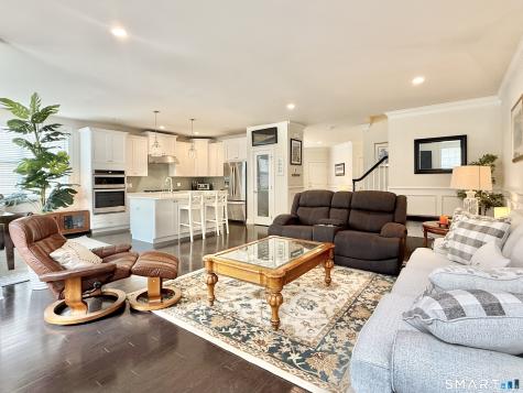 48 Winding Ridge Way Danbury CT 06810