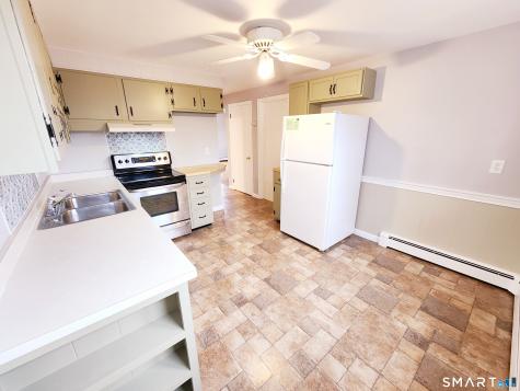 11 Union Place Manchester CT 06042