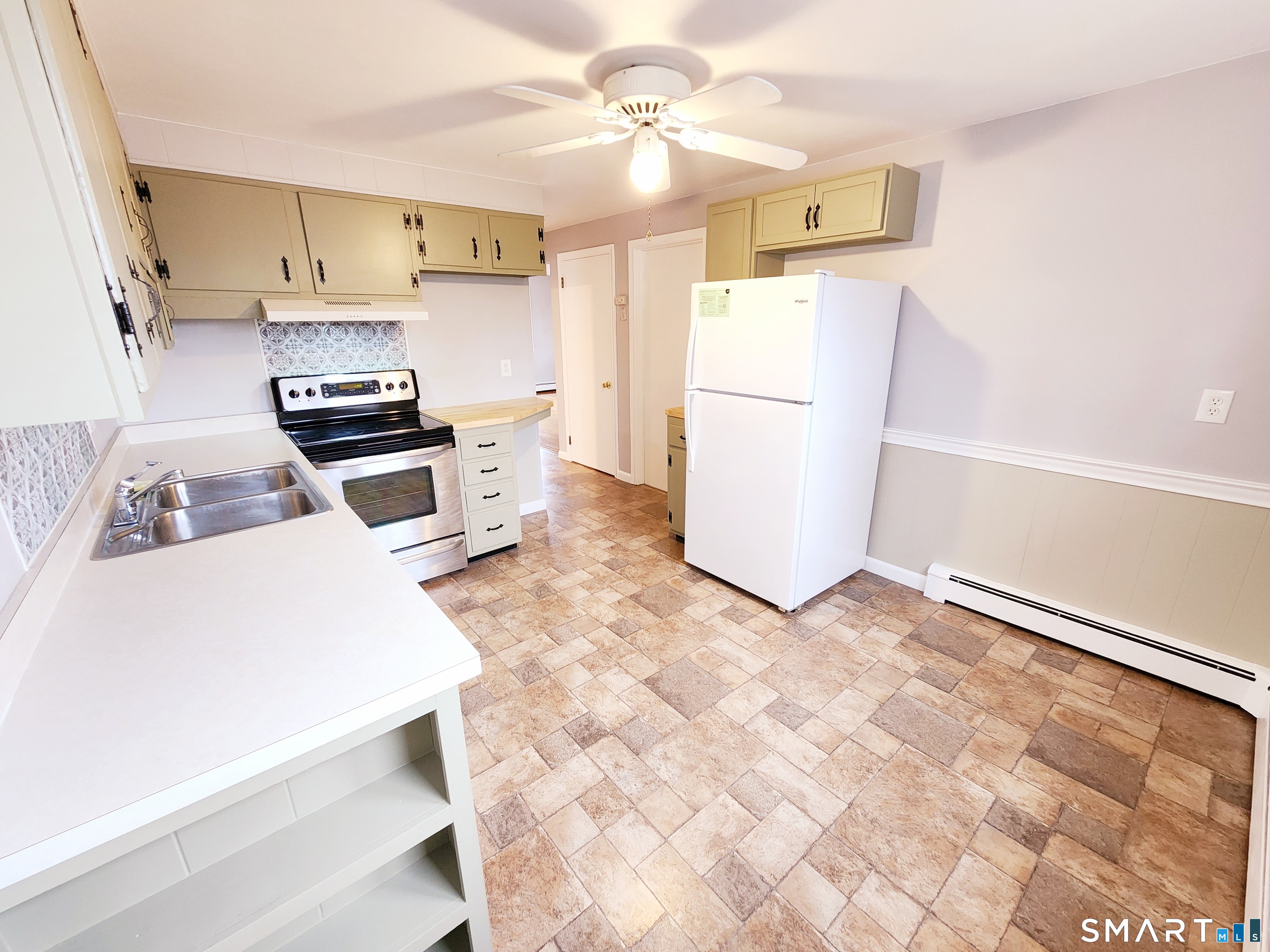 11 Union Place Manchester CT 06042