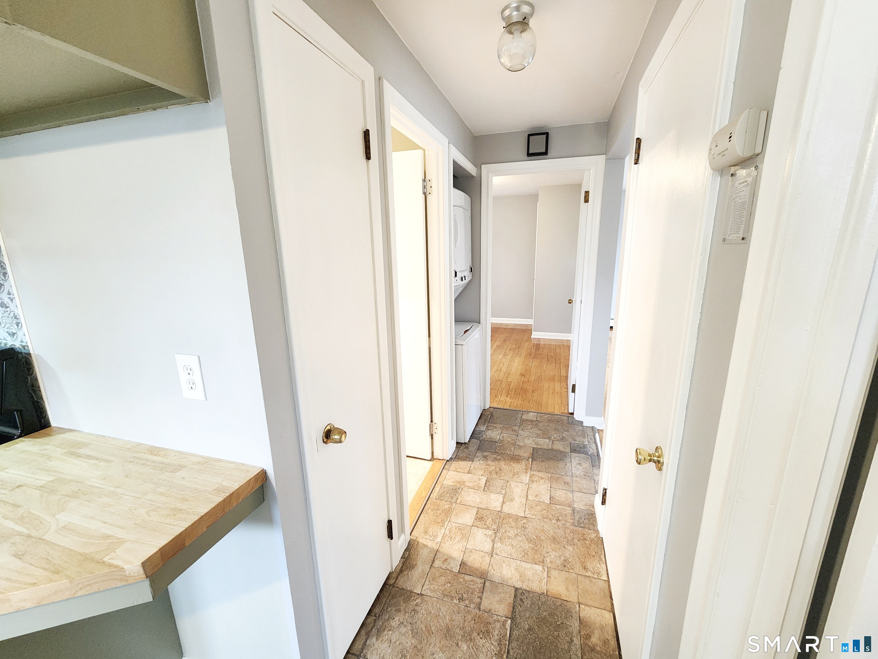 11 Union Place Manchester CT 06042