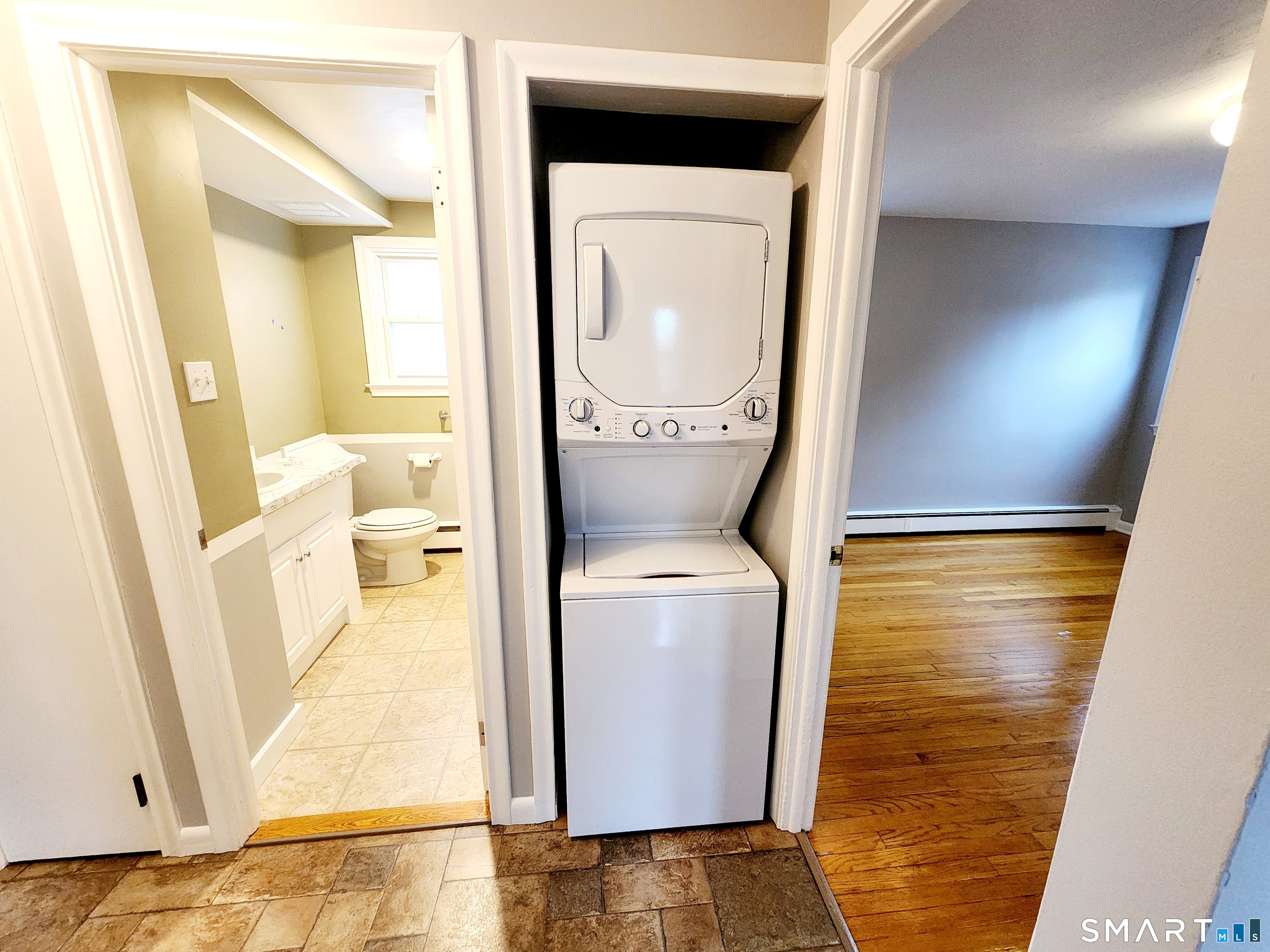 11 Union Place Manchester CT 06042
