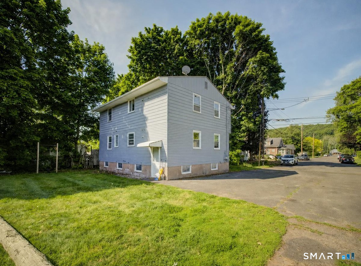 38 Mettler Street Woodbridge CT 06525