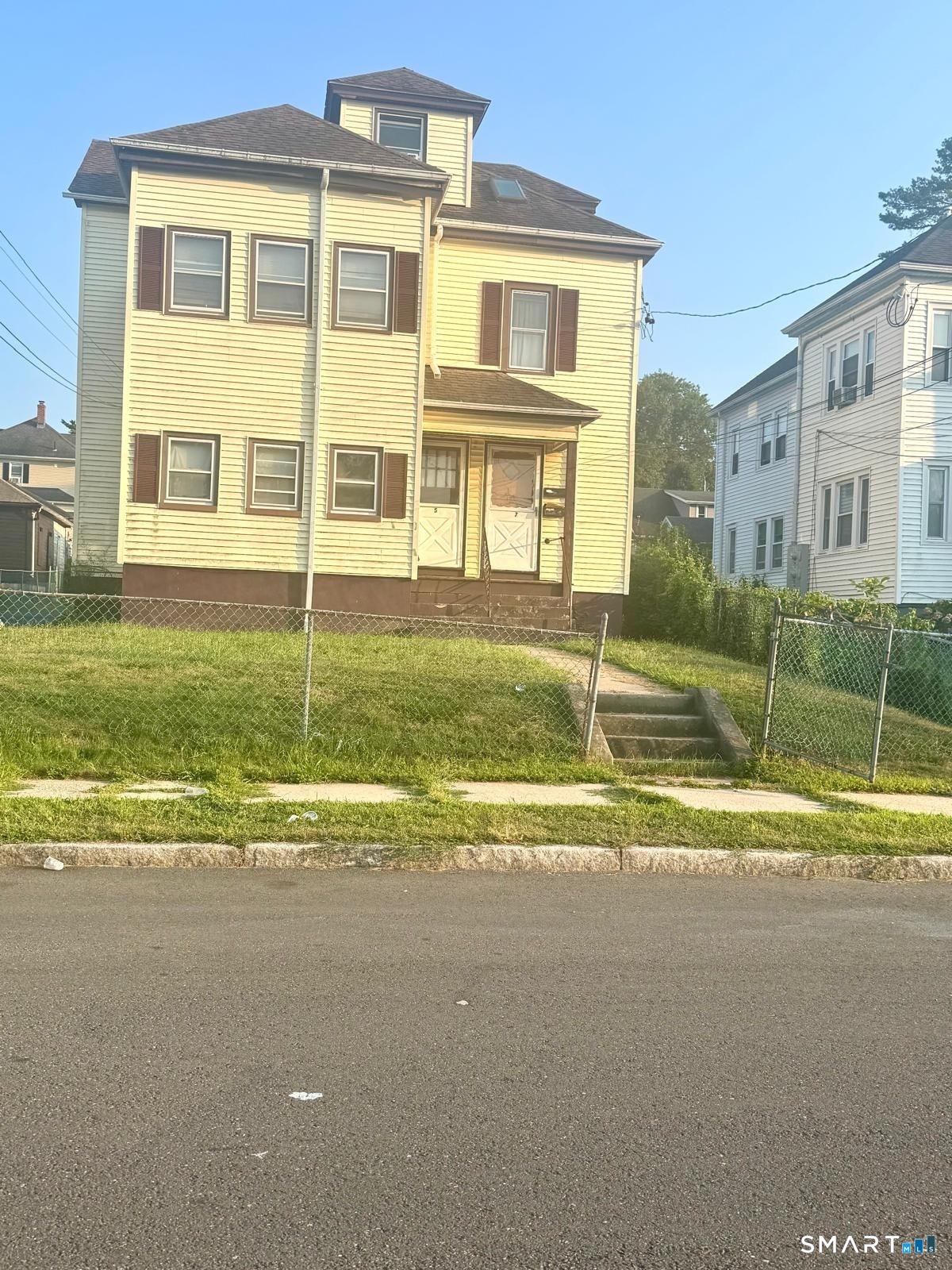 5-7 Arlington Street Hartford CT 06106