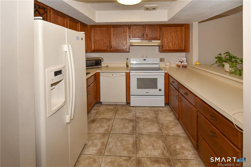 605 Spring Meadow Road South Windsor CT 06074