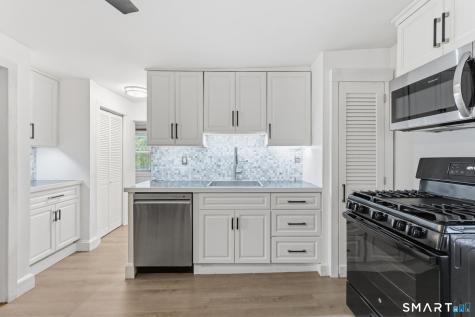 9 Hunters Road Norwich CT 06360
