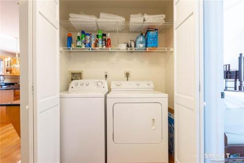11 Squantz View Drive New Fairfield CT 06812