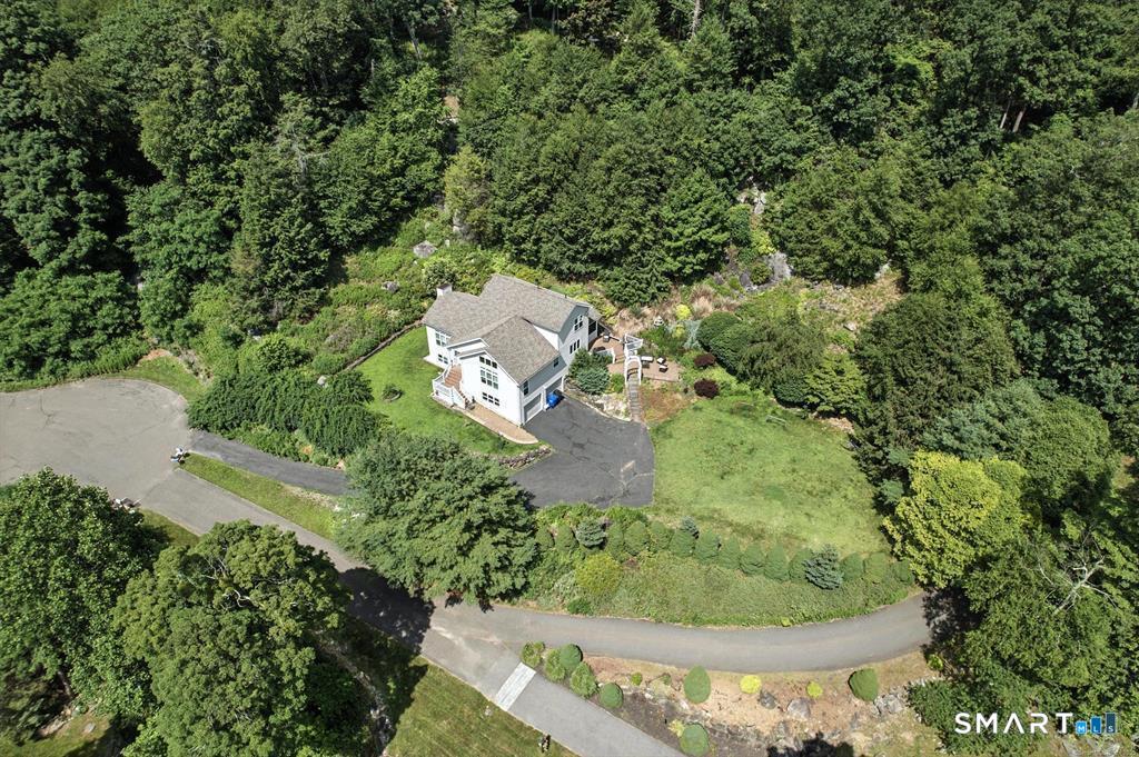 11 Squantz View Drive New Fairfield CT 06812