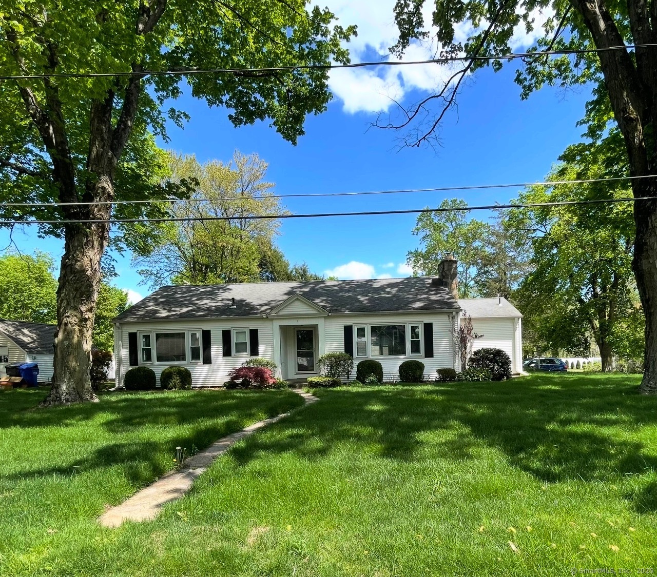 2 Robert Street Somers CT 06071