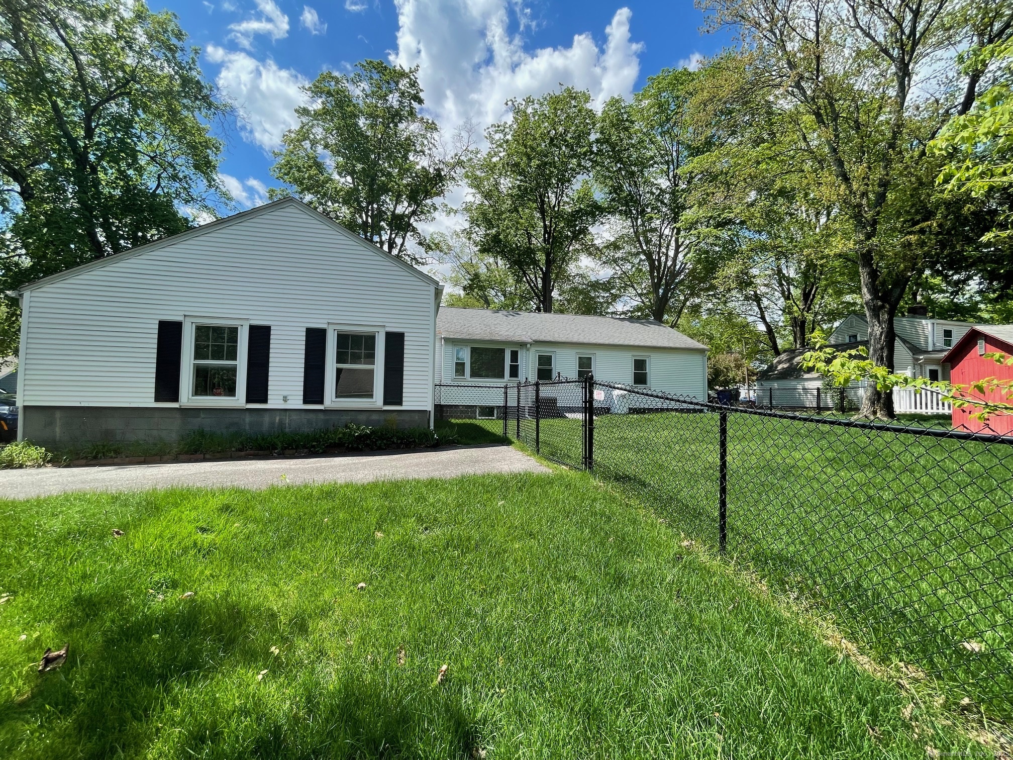 2 Robert Street Somers CT 06071