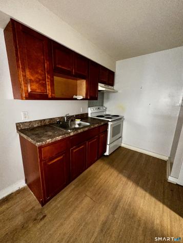 385 Putnam Avenue Hamden CT 05617