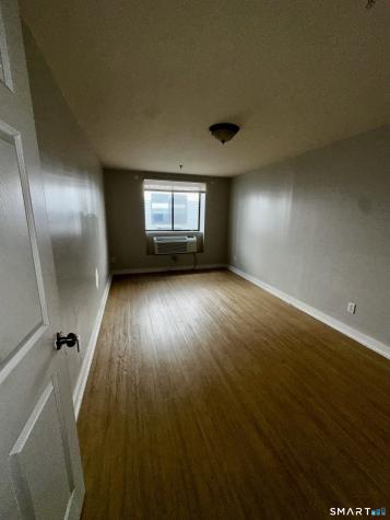 385 Putnam Avenue Hamden CT 05617