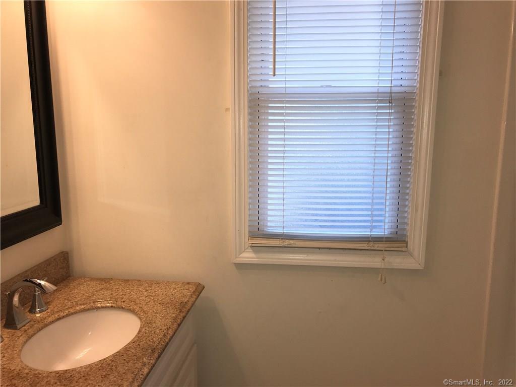 31 Oak Avenue Shelton CT 06484