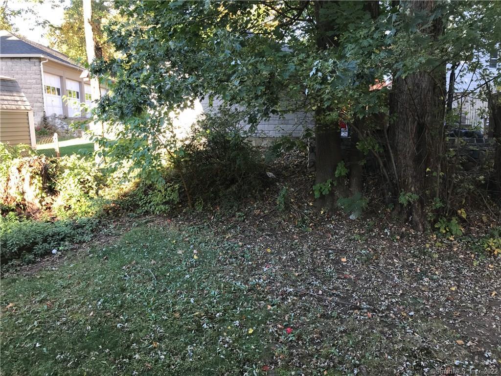 31 Oak Avenue Shelton CT 06484