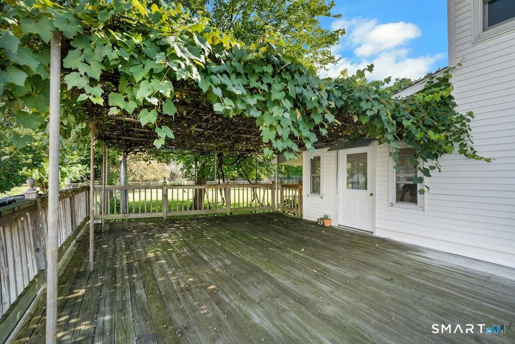 2743 Boston Post Road Darien CT 06820
