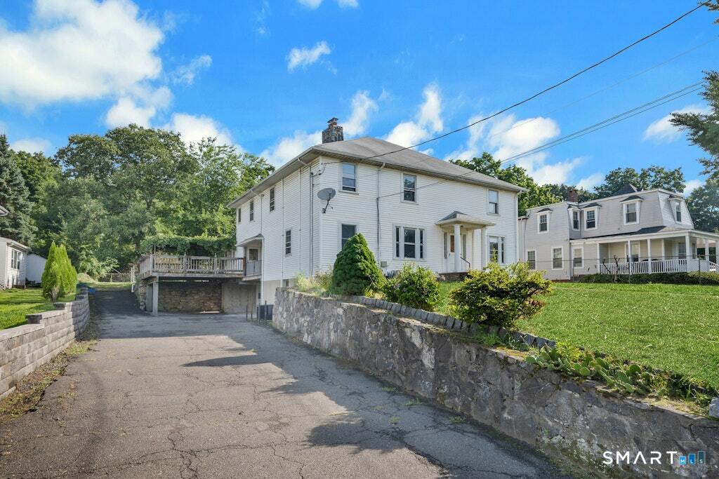 2743 Boston Post Road Darien CT 06820