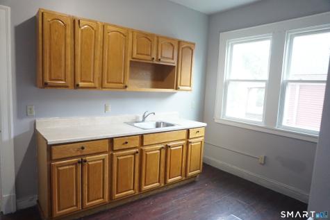 472 Prospect Avenue Hartford CT 06105
