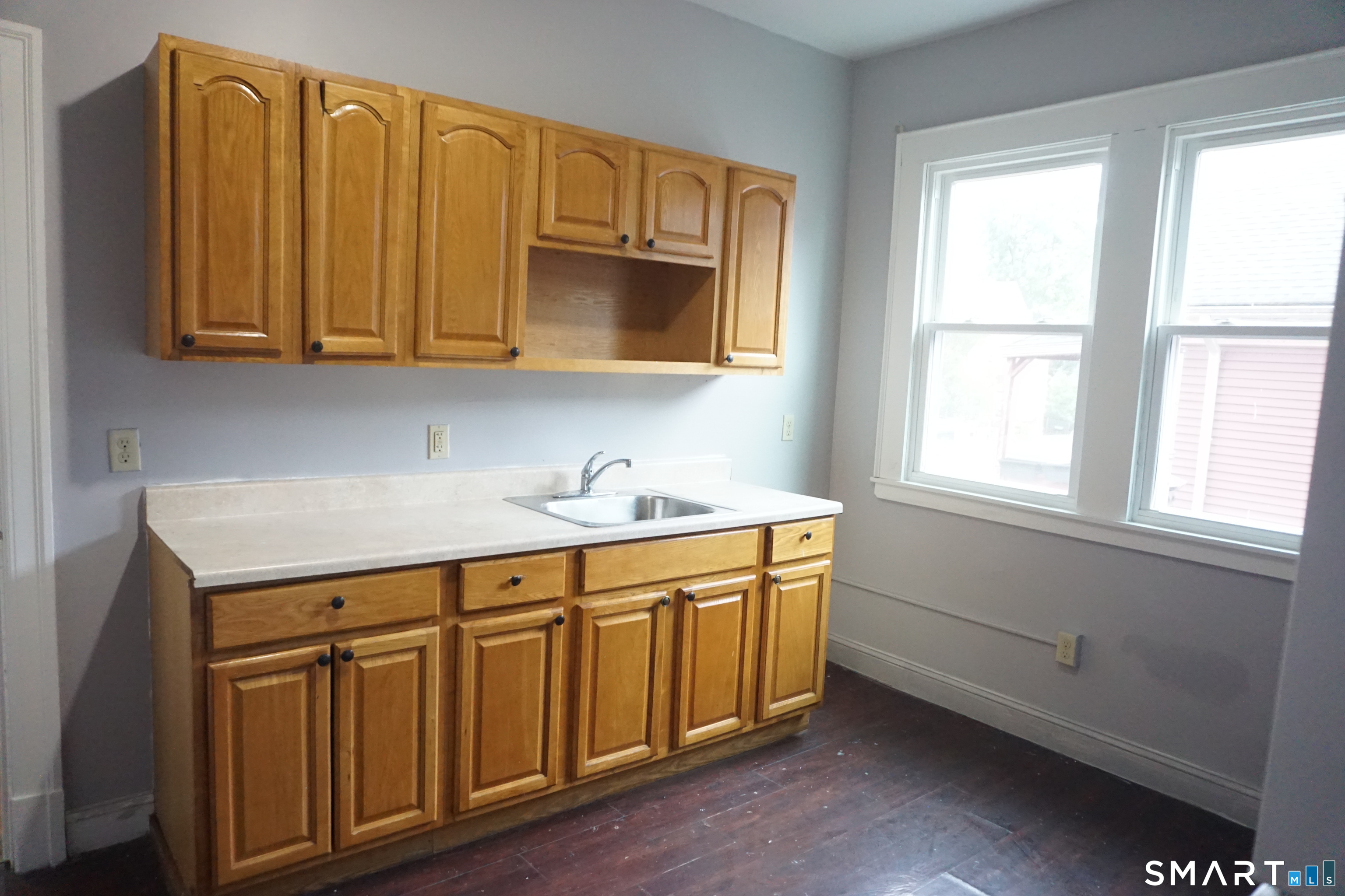 472 Prospect Avenue Hartford CT 06105