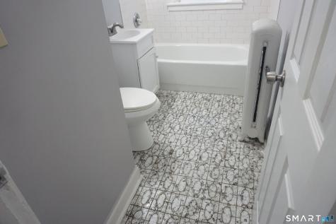 472 Prospect Avenue Hartford CT 06105