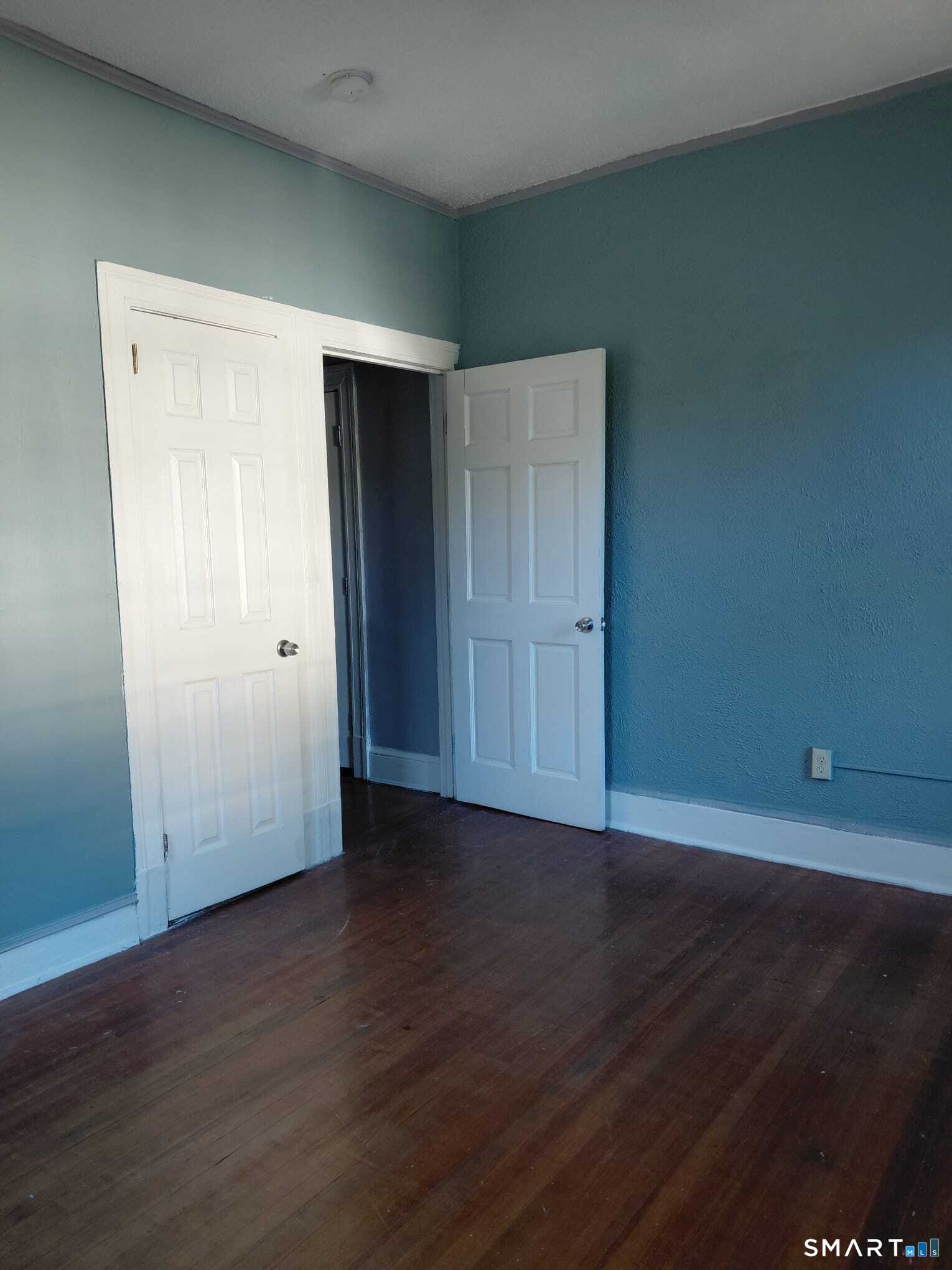 472 Prospect Avenue Hartford CT 06105