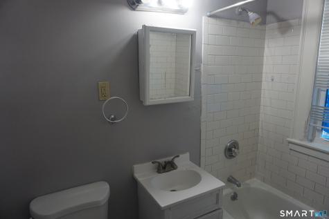 472 Prospect Avenue Hartford CT 06105