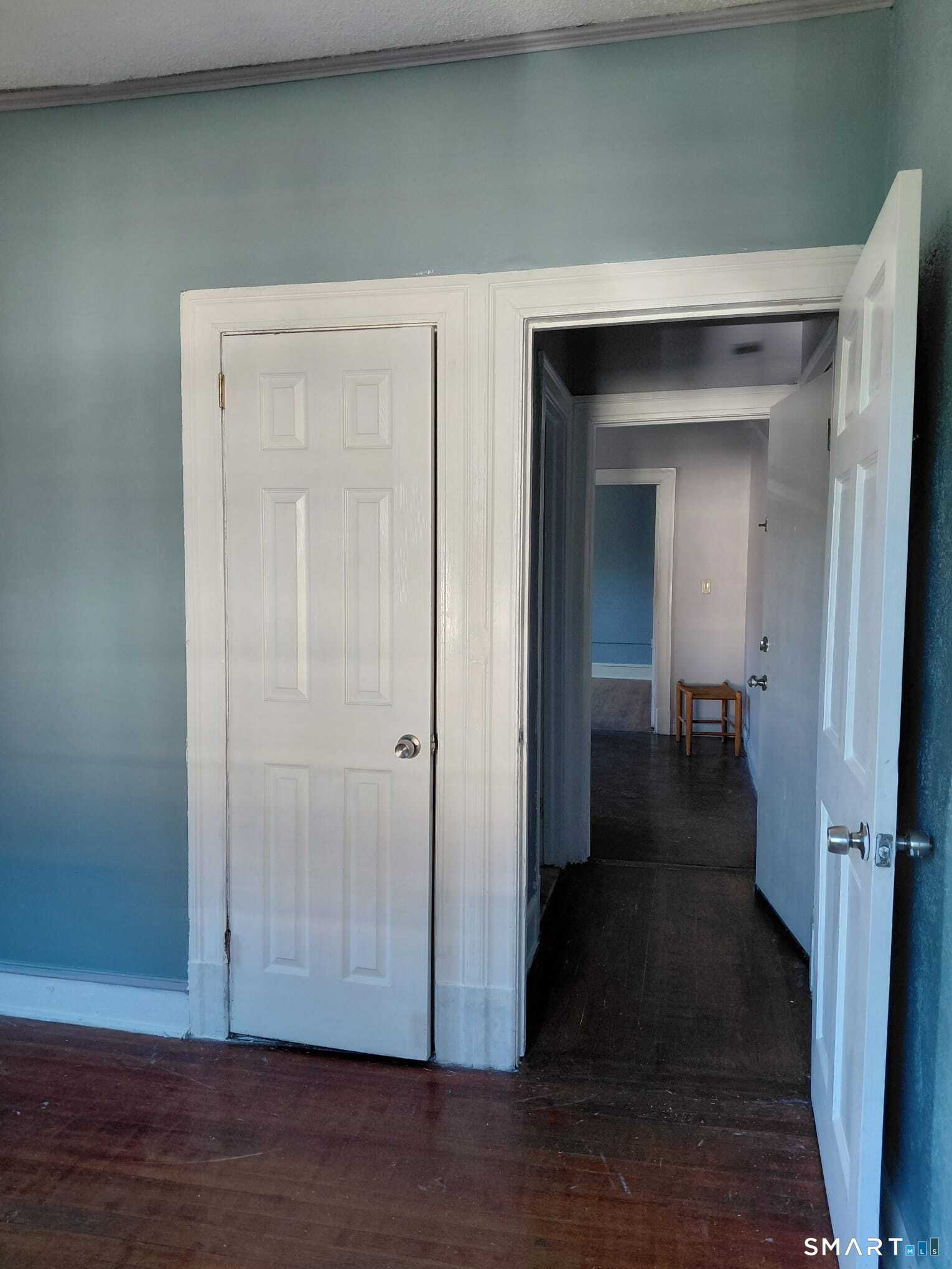 472 Prospect Avenue Hartford CT 06105