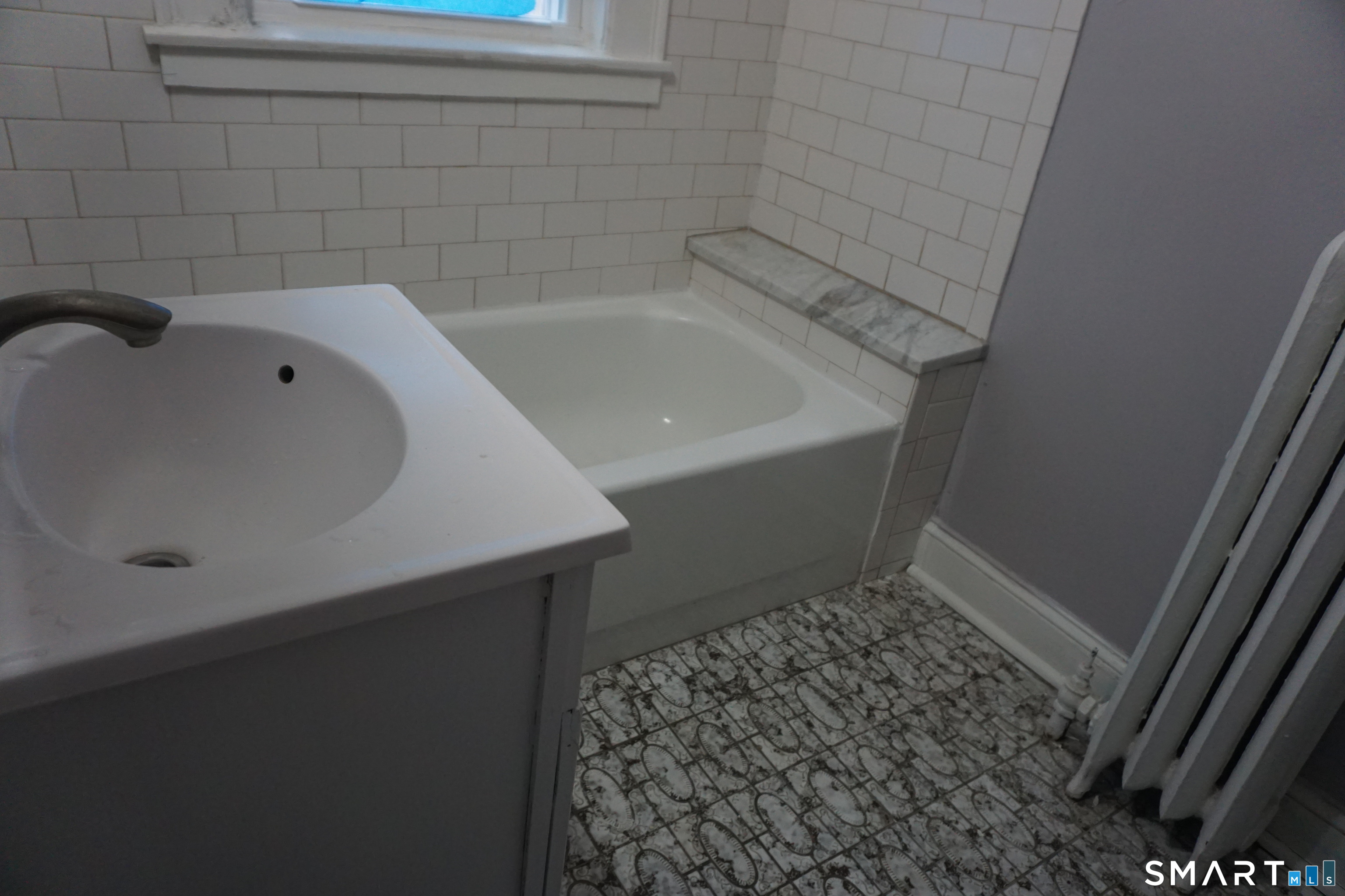 472 Prospect Avenue Hartford CT 06105