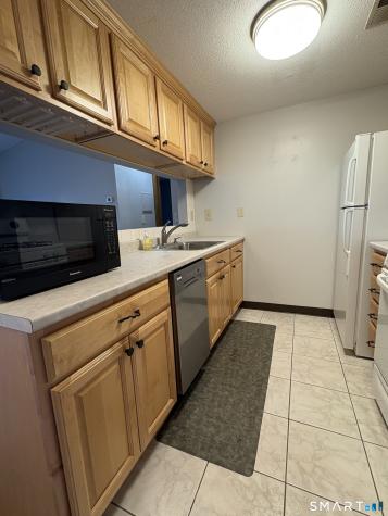 80 Little Oak Lane Rocky Hill CT 06067