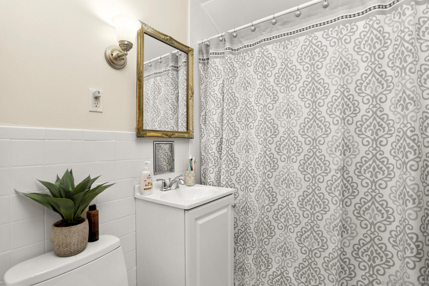 82 Garden Drive Fairfield CT 06825