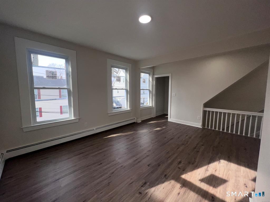 44 Laurel Court Bridgeport CT 06605