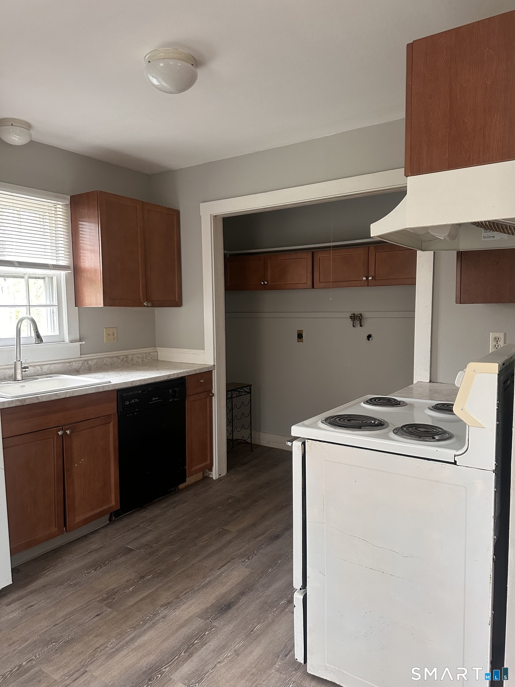 25 Elephant Rock Road Woodbury CT 06798