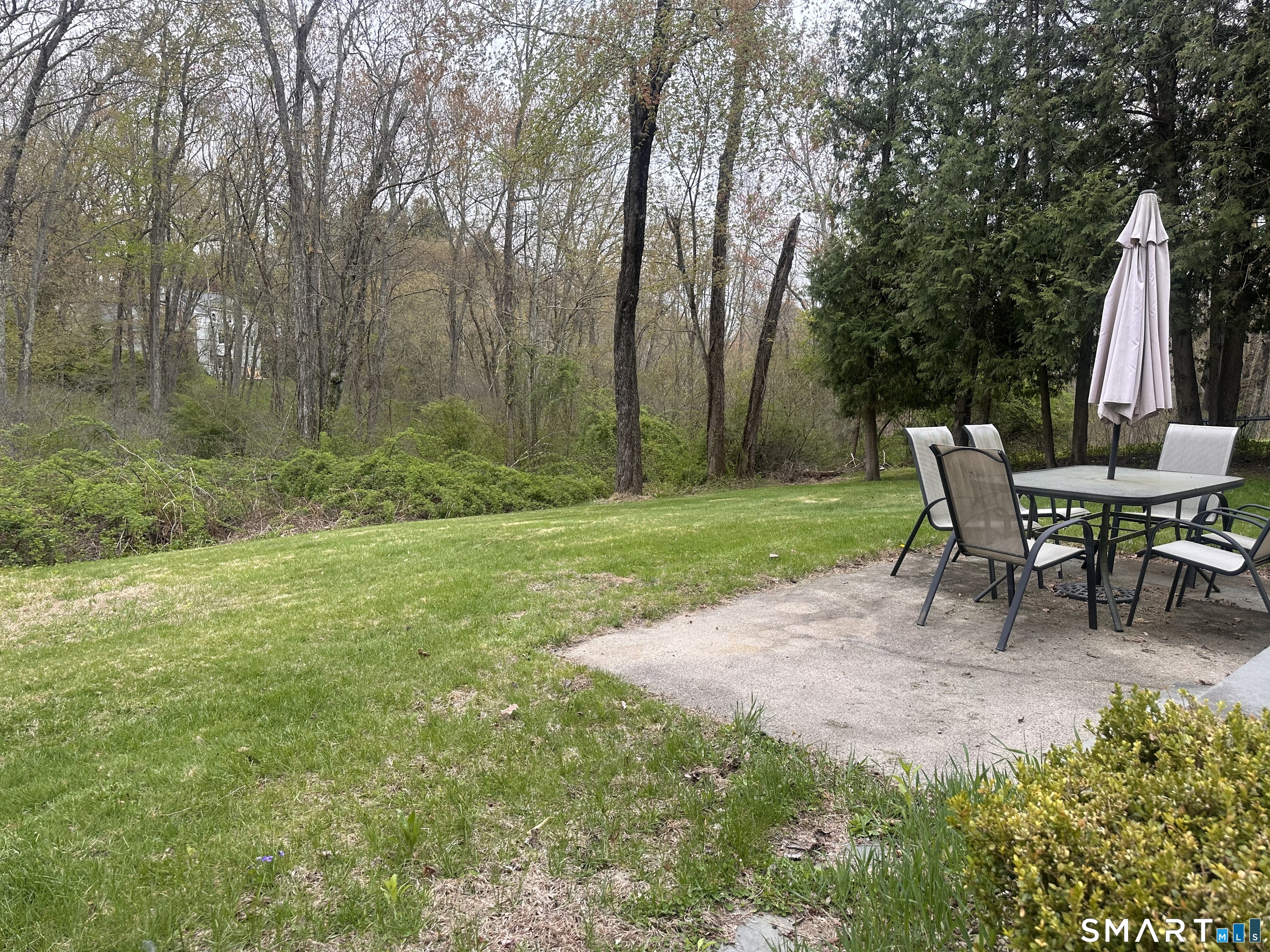 25 Elephant Rock Road Woodbury CT 06798