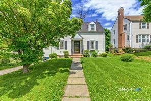 98 Woodmere Road West Hartford CT 06119