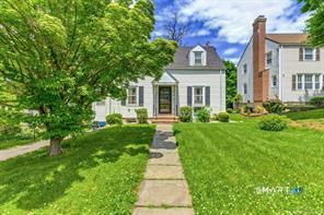 98 Woodmere Road West Hartford CT 06119