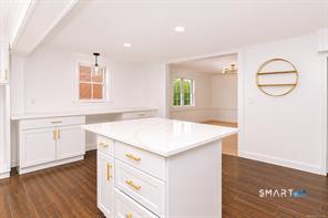 98 Woodmere Road West Hartford CT 06119