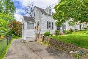 98 Woodmere Road West Hartford CT 06119
