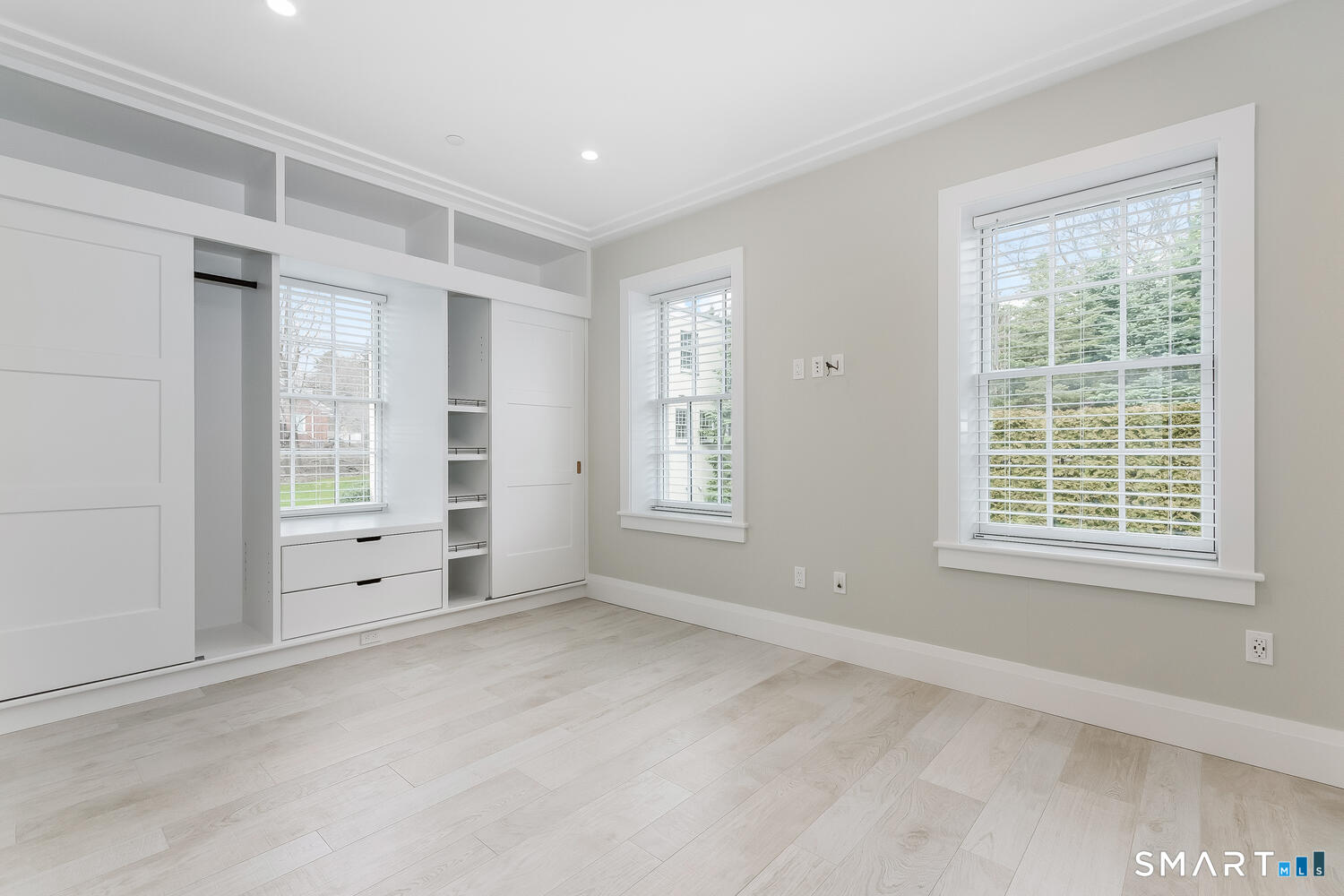 1990 Bronson Road Fairfield CT 06824