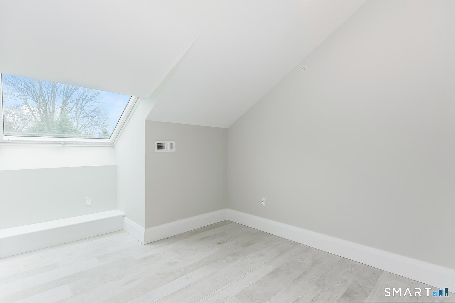 1990 Bronson Road Fairfield CT 06824