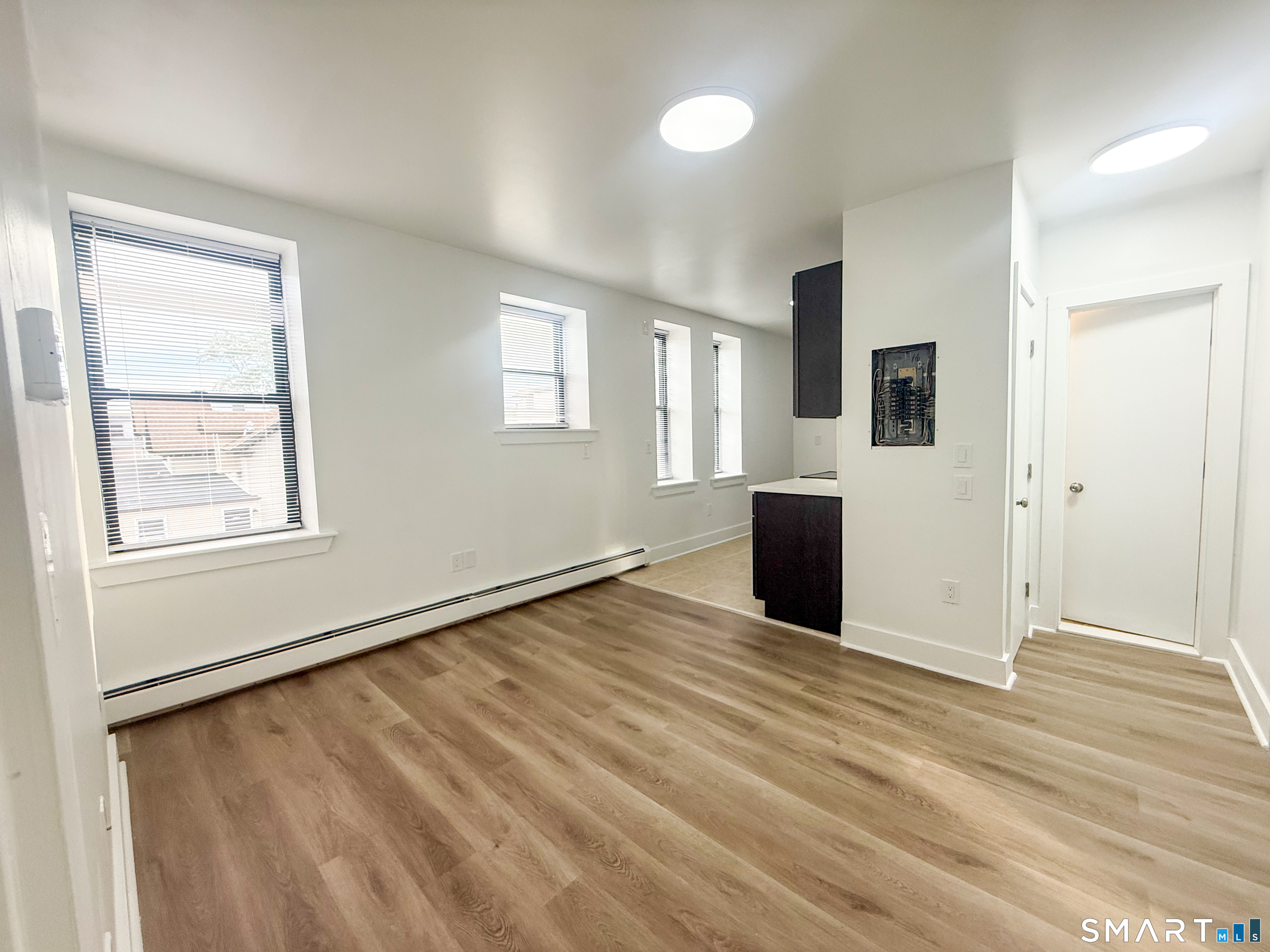 575 Bank Street New London CT 06320